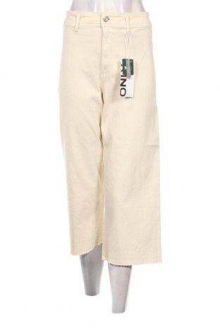 Дамски панталон Onyx, Размер S, Цвят Бежов, Цена 21,16 лв.