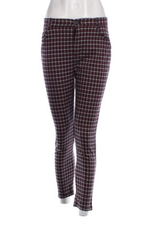 Дамски панталон Pull&Bear, Размер M, Цвят Многоцветен, Цена 6,67 лв.