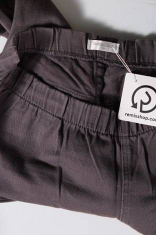 Дамски панталон Sutherland, Размер M, Цвят Сив, Цена 3,48 лв.