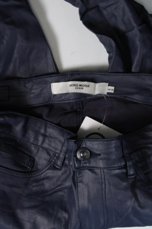 Γυναικείο παντελόνι Vero Moda, Μέγεθος M, Χρώμα Μπλέ, Τιμή 2,35 €