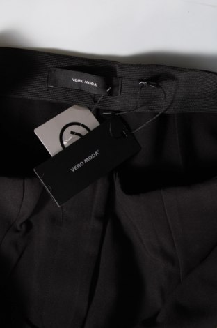 Γυναικείο παντελόνι Vero Moda, Μέγεθος L, Χρώμα Μαύρο, Τιμή 9,74 €