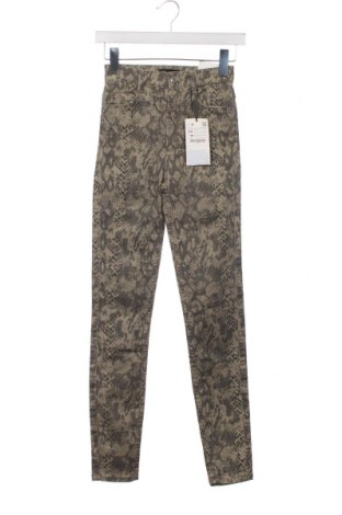 Pantaloni de femei Zara, Mărime XXS, Culoare Multicolor, Preț 33,75 Lei