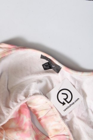Γυναικείο αμάνικο μπλουζάκι Primark, Μέγεθος S, Χρώμα Πολύχρωμο, Τιμή 2,01 €