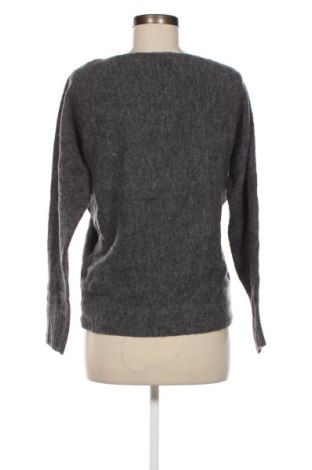 Дамски пуловер C&A, Размер XS, Цвят Сив, Цена 8,70 лв.