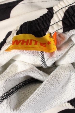 Γυναικείο αθλητικό σετ White, Μέγεθος L, Χρώμα Πολύχρωμο, Τιμή 76,80 €