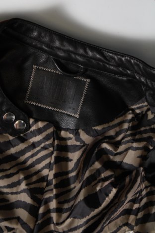 Dámska kožená bunda  Amisu, Veľkosť M, Farba Čierna, Cena  27,78 €