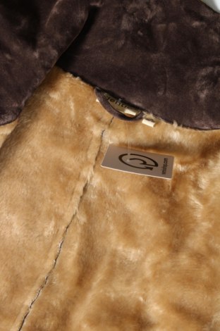 Дамско палто Identic, Размер S, Цвят Кафяв, Цена 32,10 лв.
