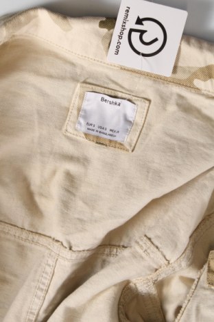 Γυναικείο μπουφάν Bershka, Μέγεθος S, Χρώμα Πολύχρωμο, Τιμή 7,13 €