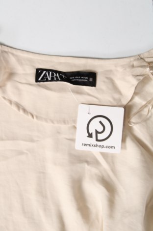 Дамско яке Zara, Размер S, Цвят Екрю, Цена 8,16 лв.