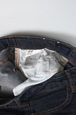 Dětské džíny  H&M, Velikost 15-18y/ 170-176 cm, Barva Modrá, Cena  132,00 Kč