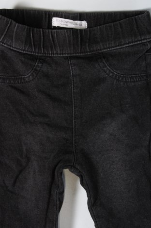 Dziecięce jeansy Sinsay, Rozmiar 3-6m/ 62-68 cm, Kolor Czarny, Cena 37,88 zł
