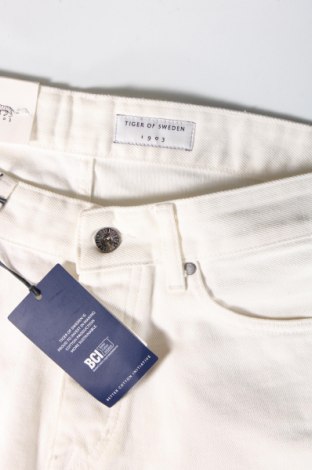 Herren Jeans Tiger Of Sweden, Größe M, Farbe Weiß, Preis 25,60 €