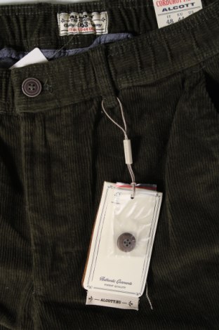 Pantaloni raiați de bărbați Alcott, Mărime M, Culoare Verde, Preț 25,72 Lei