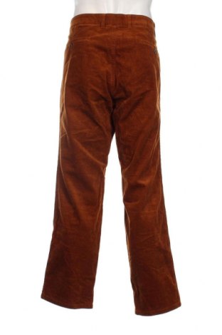 Pantaloni raiați de bărbați Club Of Gents, Mărime XL, Culoare Maro, Preț 33,55 Lei