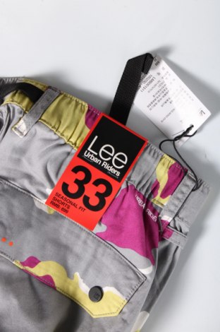 Мъжки къс панталон Lee, Размер M, Цвят Многоцветен, Цена 19,14 лв.