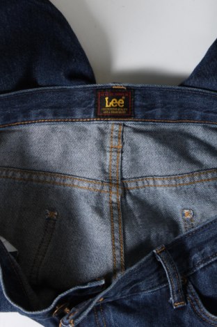 Мъжки къс панталон Lee, Размер L, Цвят Син, Цена 34,08 лв.