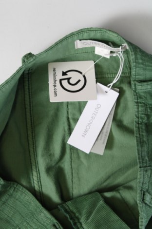 Мъжки къс панталон Outerknown, Размер M, Цвят Зелен, Цена 18,00 лв.