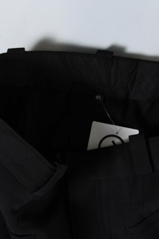 Ανδρικό παντελόνι, Μέγεθος M, Χρώμα Μαύρο, Τιμή 6,40 €