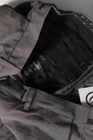 Pantaloni de bărbați F&F, Mărime L, Culoare Gri, Preț 16,22 Lei