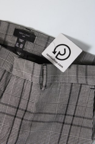 Ανδρικό παντελόνι New Look, Μέγεθος M, Χρώμα Πολύχρωμο, Τιμή 6,16 €