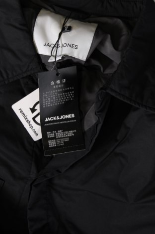 Pánska bunda  Jack & Jones, Veľkosť M, Farba Čierna, Cena  15,22 €