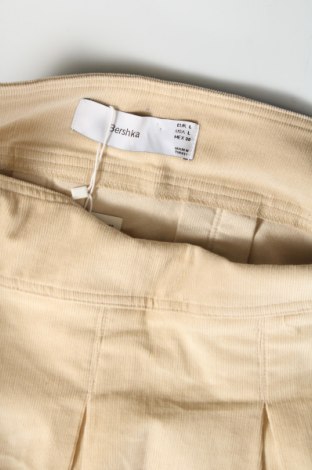 Rock Bershka, Größe L, Farbe Beige, Preis € 16,99