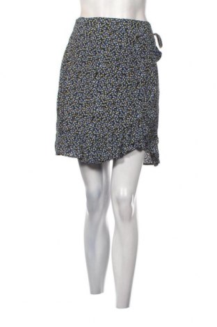Φούστα VILA, Μέγεθος XL, Χρώμα Πολύχρωμο, Τιμή 5,01 €