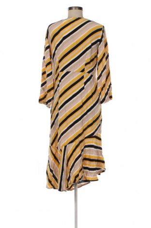 Kleid B.Young, Größe M, Farbe Mehrfarbig, Preis 7,71 €