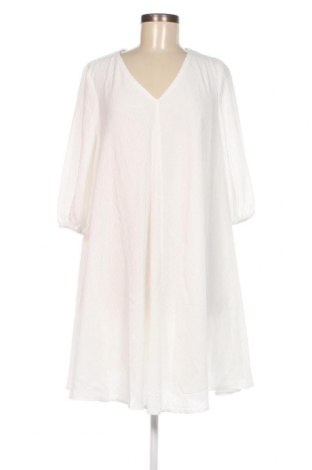 Kleid Bruuns Bazaar, Größe M, Farbe Weiß, Preis 22,55 €