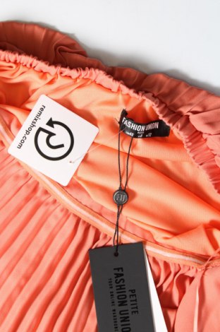 Рокля Fashion Union, Размер M, Цвят Оранжев, Цена 33,00 лв.