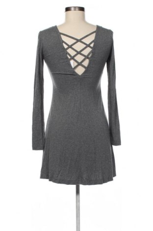 Φόρεμα Gina Tricot, Μέγεθος XS, Χρώμα Γκρί, Τιμή 2,35 €
