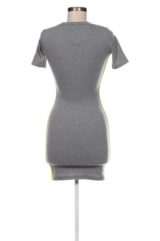 Šaty  H&M Divided, Veľkosť XS, Farba Sivá, Cena  2,97 €