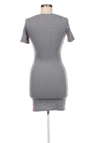 Kleid H&M Divided, Größe S, Farbe Grau, Preis 2,83 €