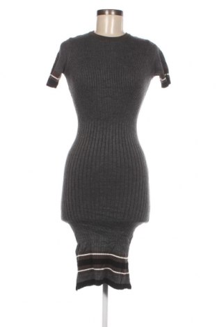 Kleid Jennyfer, Größe S, Farbe Grau, Preis € 2,62