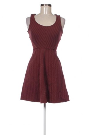 Φόρεμα Jennyfer, Μέγεθος S, Χρώμα Βιολετί, Τιμή 3,59 €