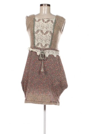 Φόρεμα Lulu H, Μέγεθος S, Χρώμα  Μπέζ, Τιμή 14,83 €