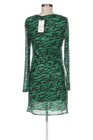 Kleid Sisters Point, Größe M, Farbe Mehrfarbig, Preis 70,98 €