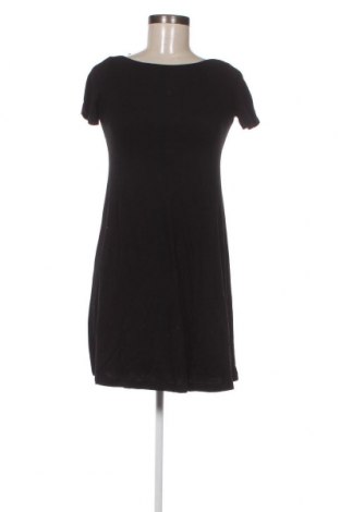 Φόρεμα Stradivarius, Μέγεθος S, Χρώμα Μαύρο, Τιμή 3,95 €