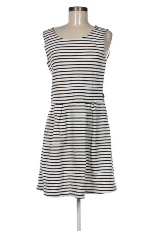 Φόρεμα Tex, Μέγεθος M, Χρώμα Λευκό, Τιμή 4,49 €