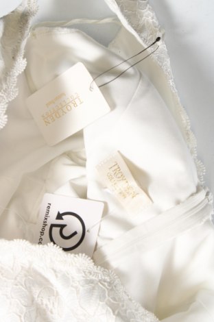 Φόρεμα Troyden, Μέγεθος M, Χρώμα Λευκό, Τιμή 42,40 €