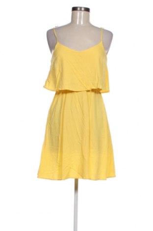 Φόρεμα Vero Moda, Μέγεθος XS, Χρώμα Κίτρινο, Τιμή 12,37 €