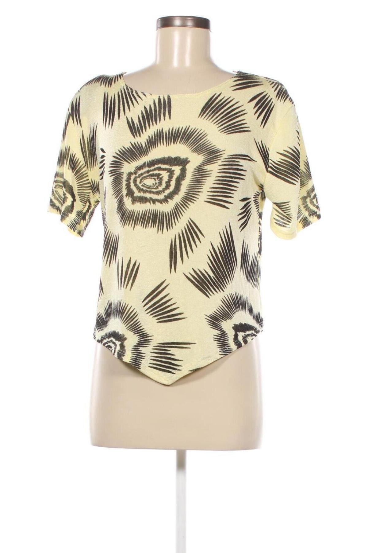 Γυναικεία μπλούζα Magna, Μέγεθος L, Χρώμα Πολύχρωμο, Τιμή 4,15 €