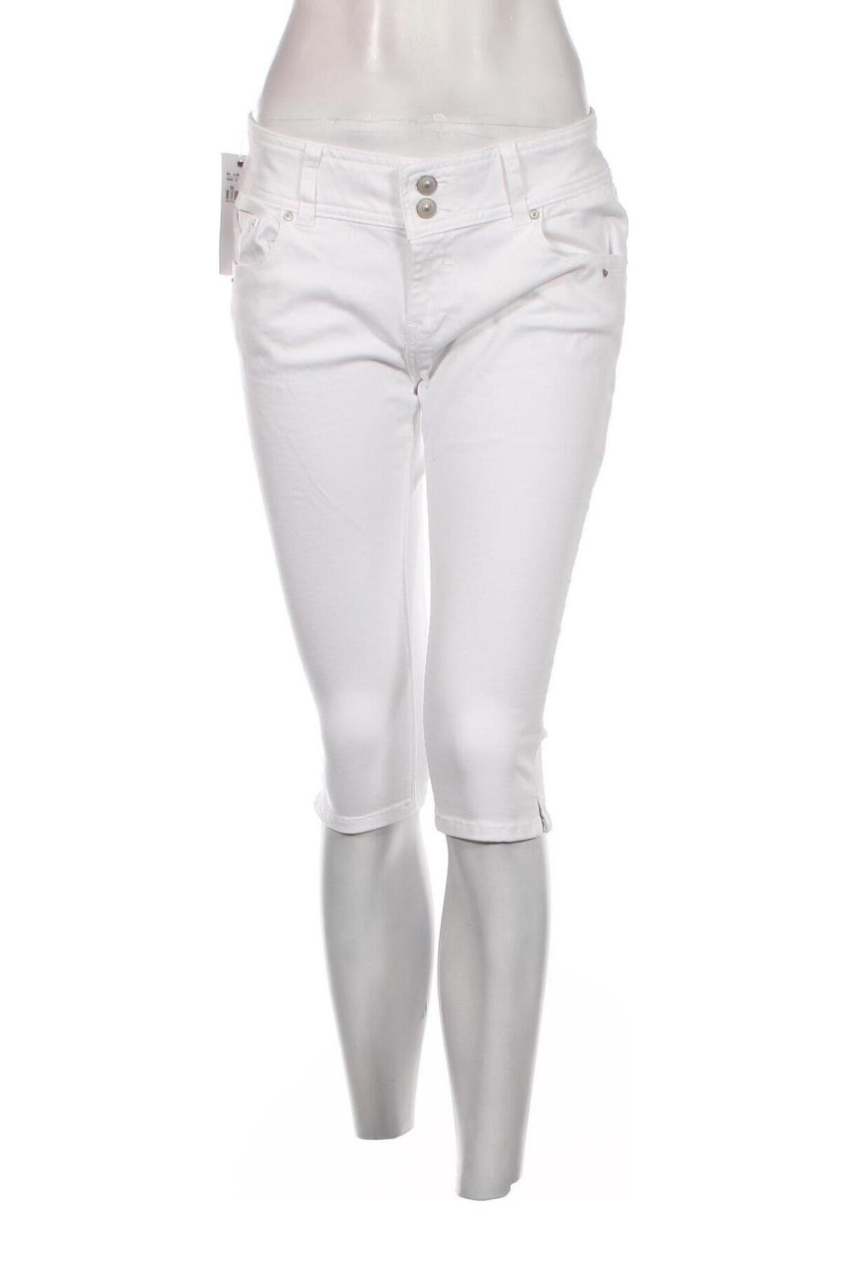 Дамски къс панталон Ltb, Размер M, Цвят Бял, Цена 17,28 лв.