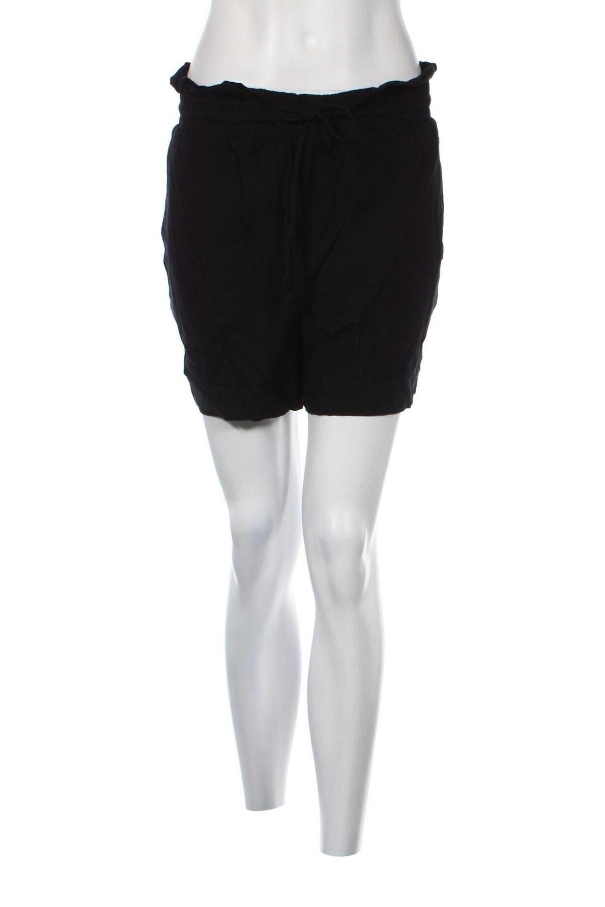 Дамски къс панталон Vero Moda, Размер S, Цвят Черен, Цена 12,80 лв.
