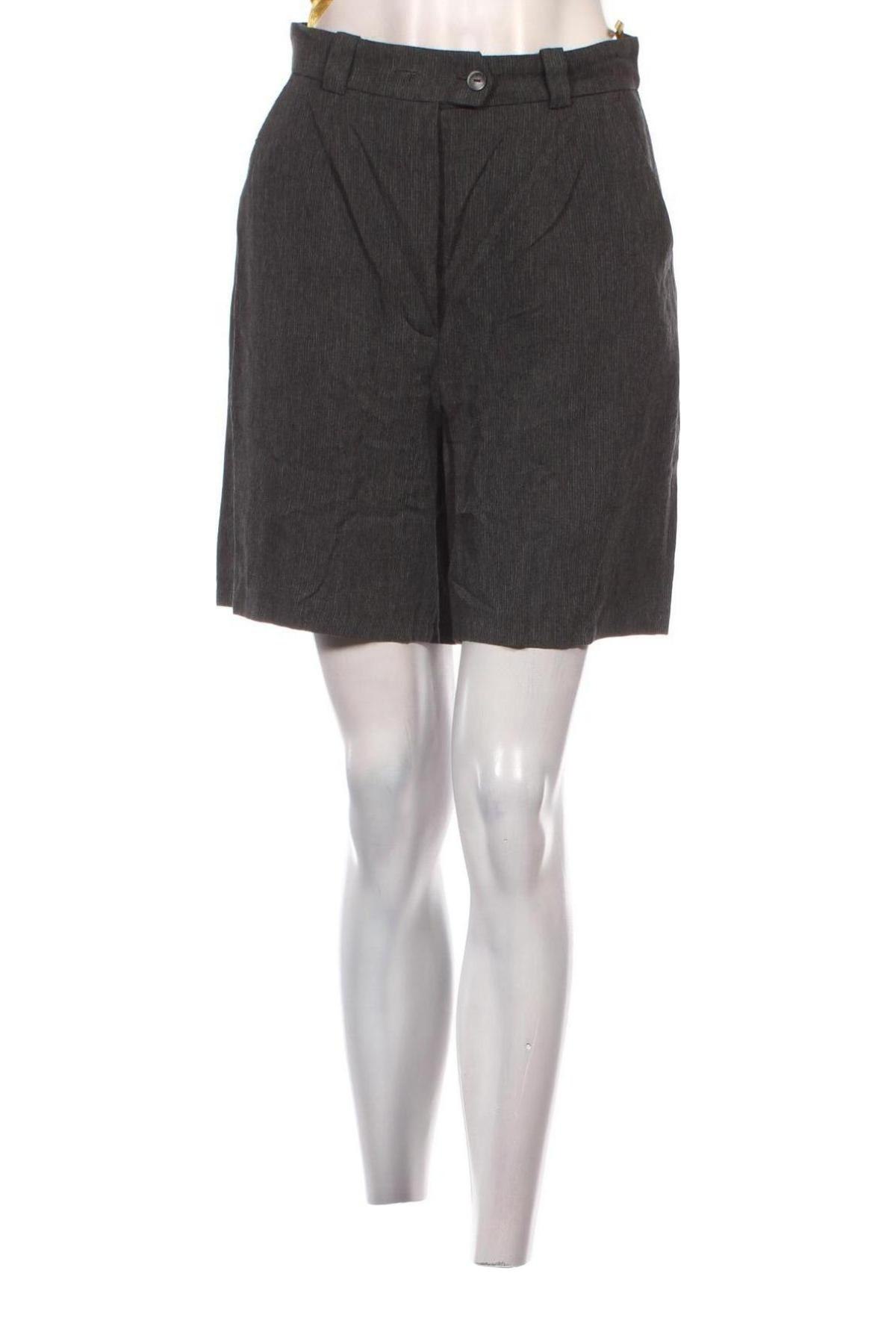 Дамски къс панталон Vroom & Dreesmann, Размер M, Цвят Сив, Цена 12,96 лв.