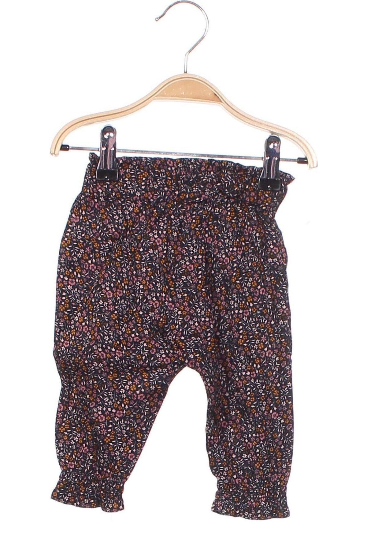 Pantaloni pentru copii Kiabi, Mărime 2-3m/ 56-62 cm, Culoare Multicolor, Preț 18,05 Lei