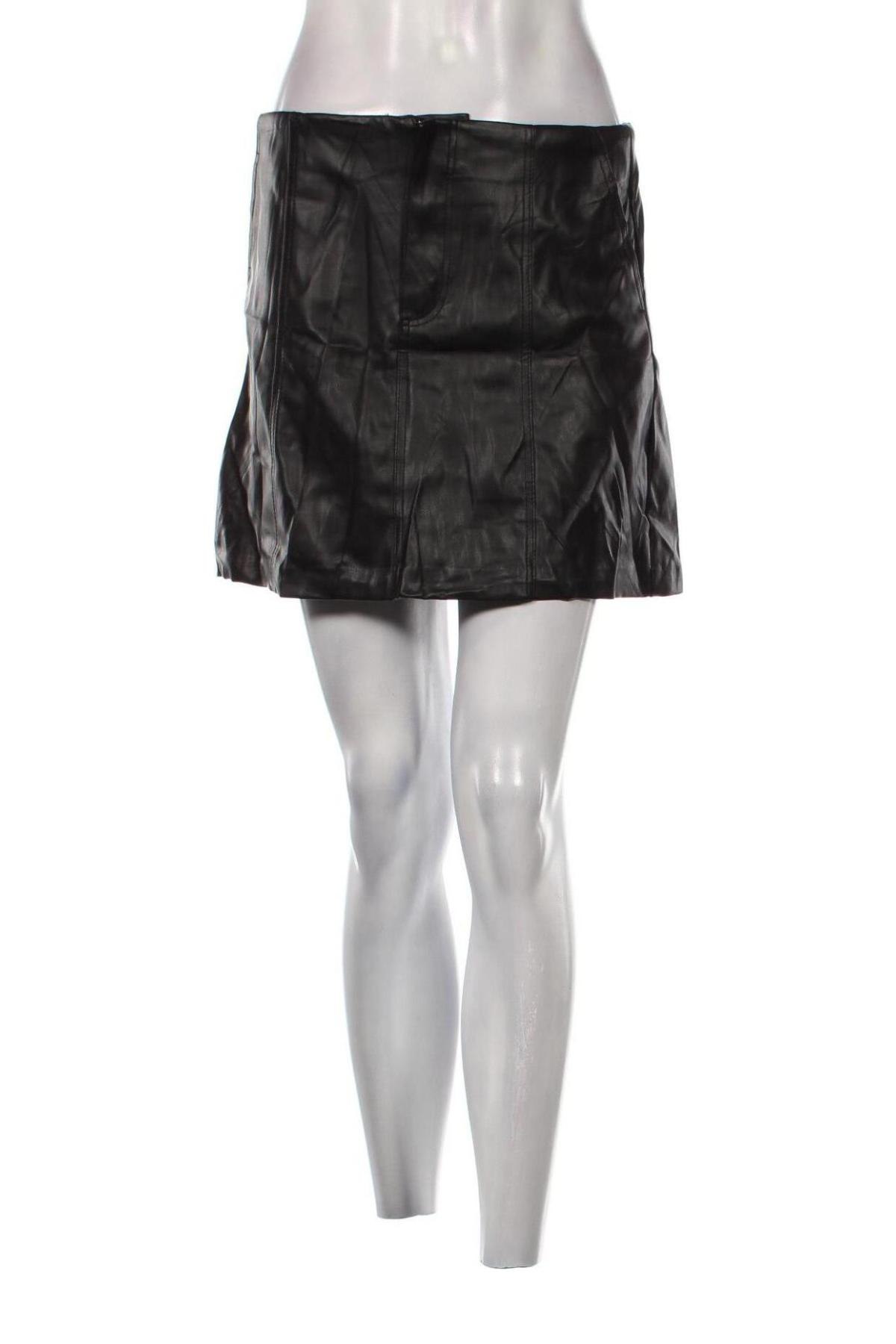 Kožená sukně  Zara, Velikost M, Barva Černá, Cena  319,00 Kč