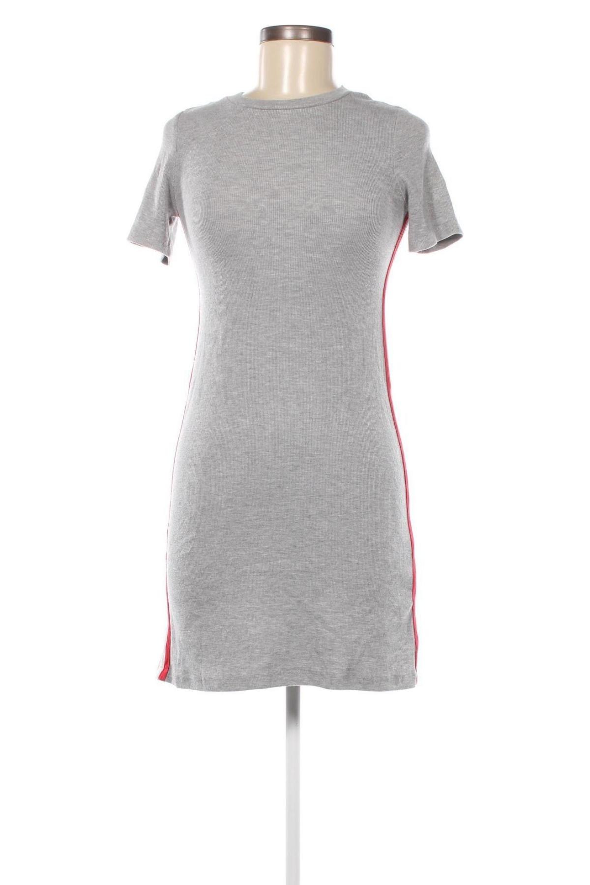 Kleid Bershka, Größe XS, Farbe Grau, Preis € 20,18