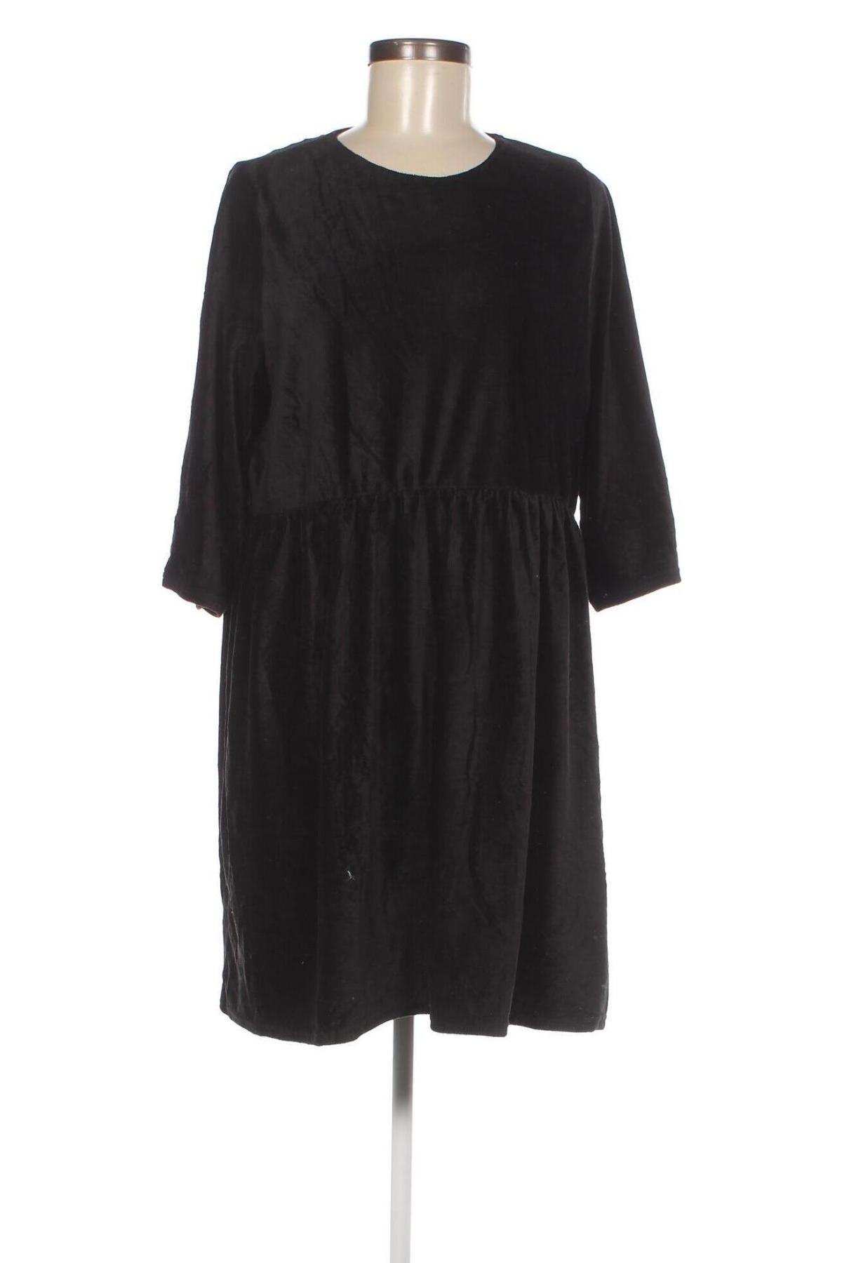 Kleid In the style, Größe M, Farbe Schwarz, Preis 3,23 €