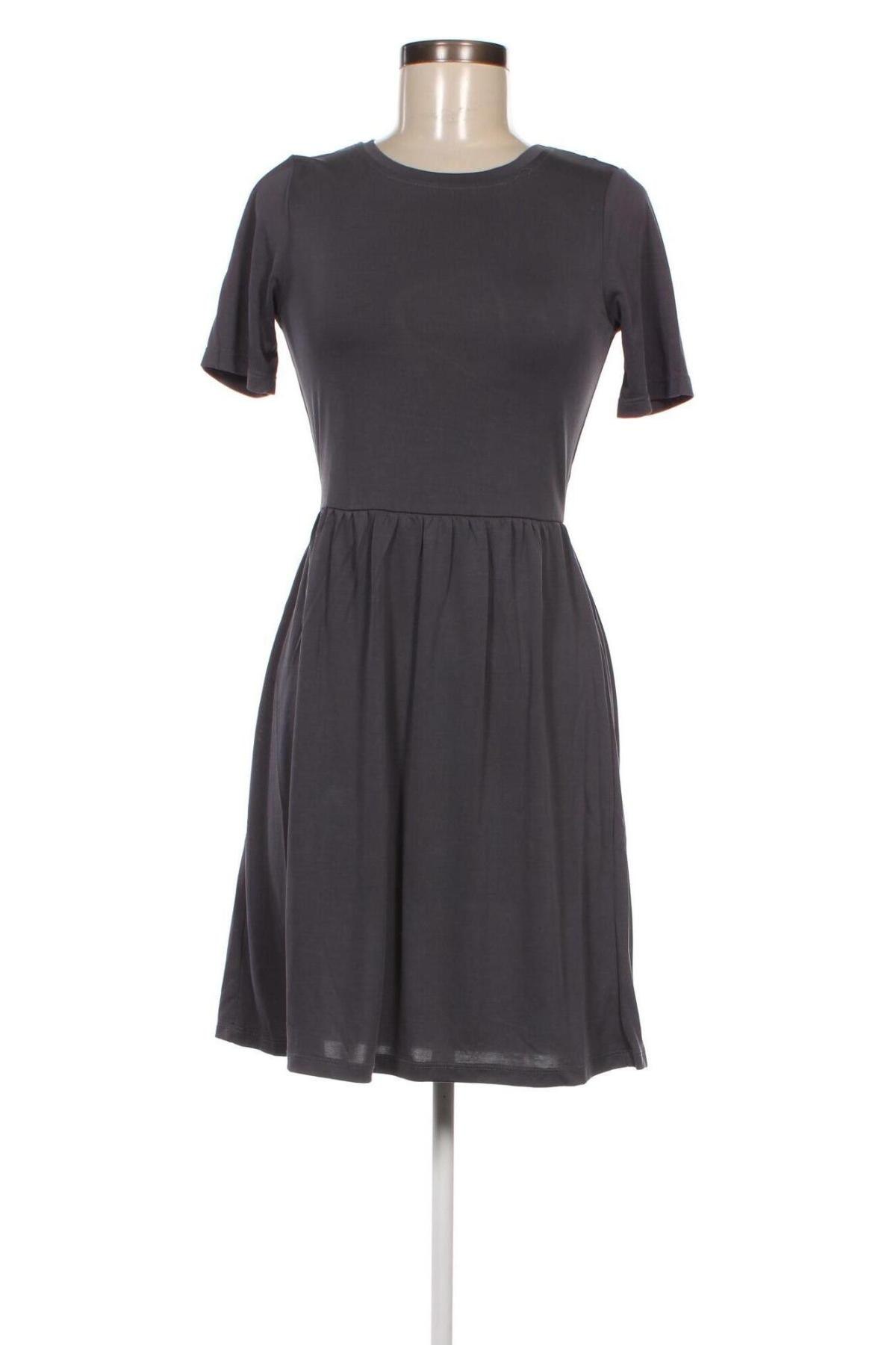 Kleid Pieces, Größe XS, Farbe Grau, Preis € 27,84